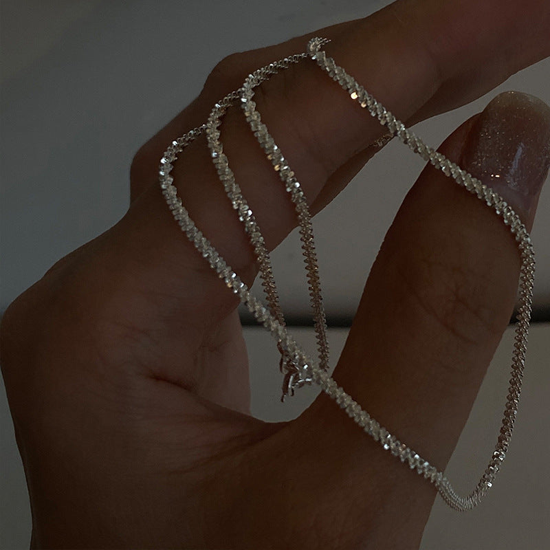 Tunt halsband